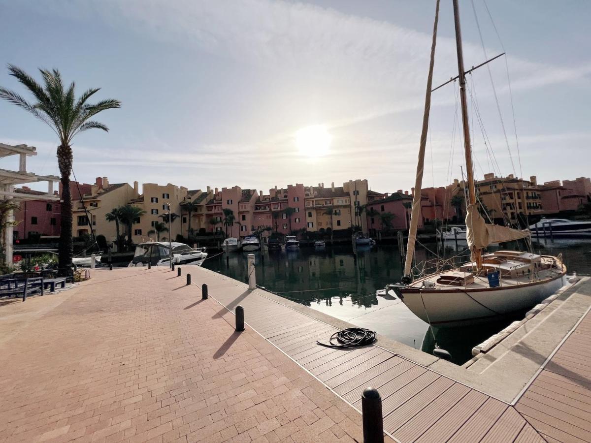 Sotogrande Alboaire- Waterfront Luxury 4 Bedroom Apt In The Marina Of Сотогранде Экстерьер фото